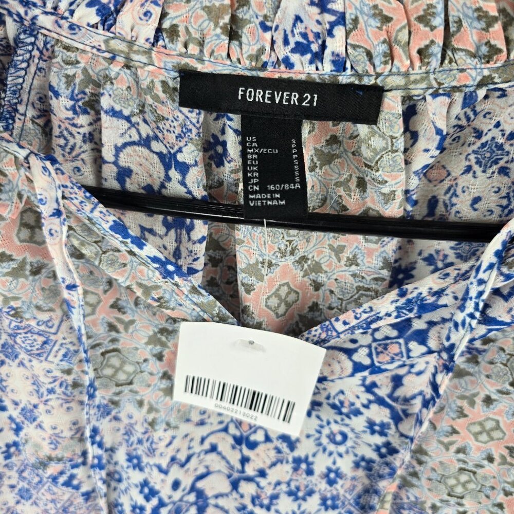 Forever 21 Womens Floral Bell Sleeve Blouse Size S Multicolor Polyester - Picture 3 of 5